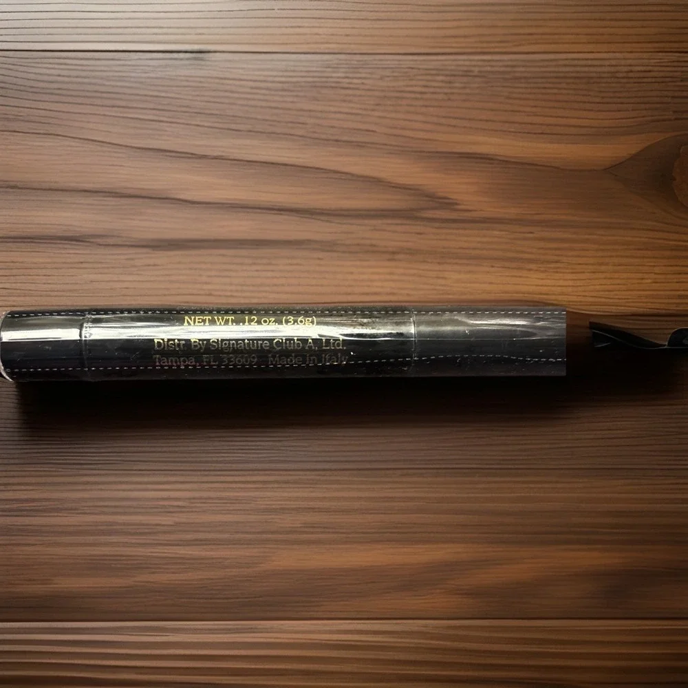 Signature Club A 1000 Lip Plumping Pen Plumper .12oz Sealed - Picture 3 of 3